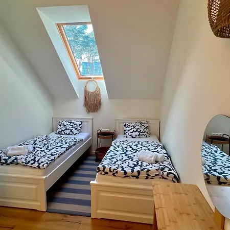 Horizon -julianowka Dziwnówek